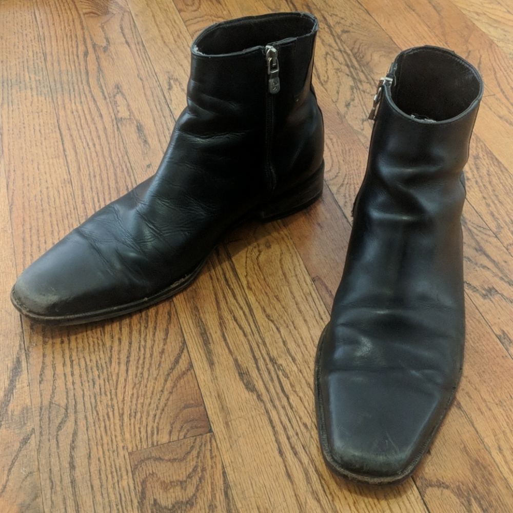 Donald J Pliner Leather Boots